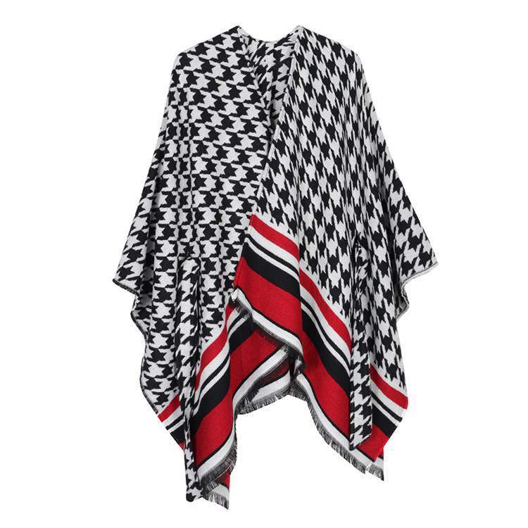 Cashmere cape and belt