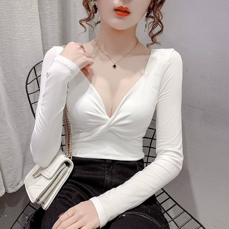 Women's Low-Cut V-neck Sexy Bottoming Shirt 2024 New Arrival Early Spring Top Elegant Silm Kinked Stylish Long Sleeves T-Shirt